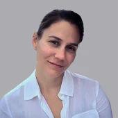 B2D - Vaszkun Éva, Marketing & Business Expert