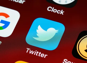 A Twitter története, avagy az X - mobil kijelző twitter app
